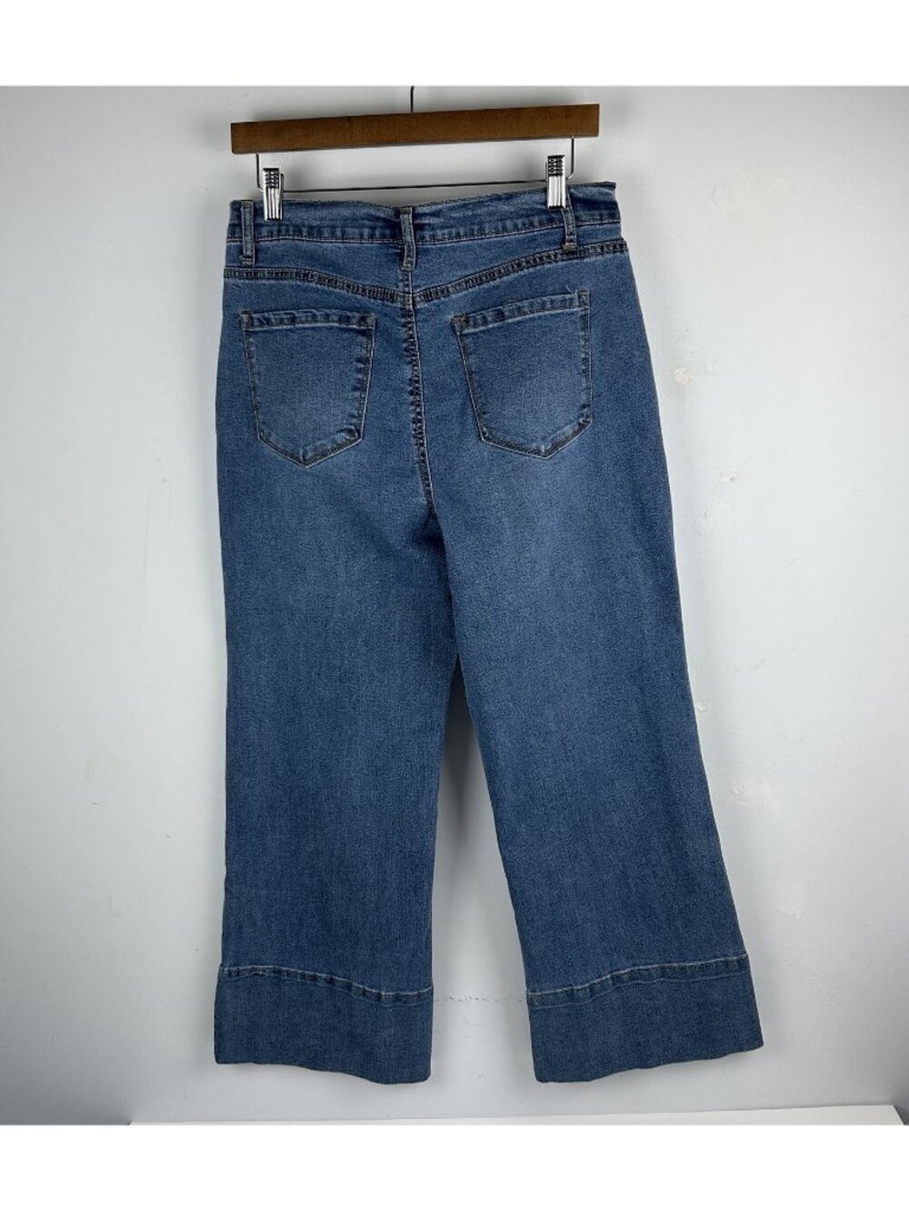 Curve Appeal High Rise Wide Leg  Jeans 12/31 Color Capri - Picture 4 of 13
